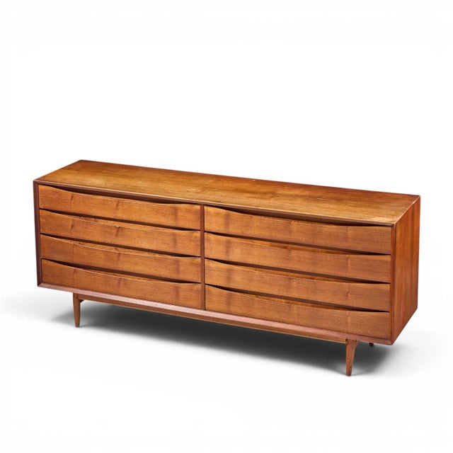 Brown Arne Vodder for Sibast Triennale Mid Century Danish Teak 8 Drawer Dresser For Sale - Image 8 of 9