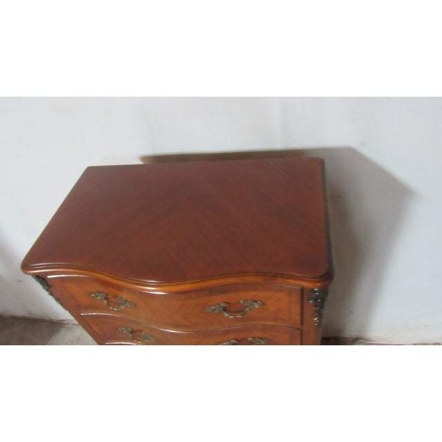 1980s John Widdicomb Chest of Drawers Lingerie Chest French For Sale - Image 6 of 12