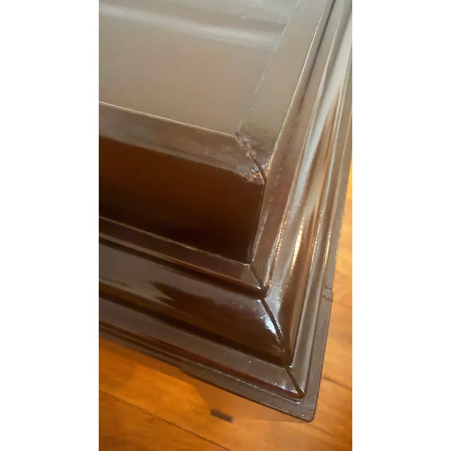 Early 20th Century Barbara Barry for Baker Mahogany Tray-Top Coffee Table For Sale - Image 13 of 18
