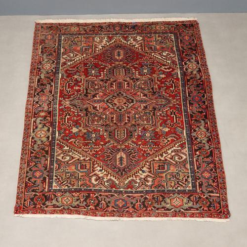 Middle Eastern Heriz Rug For Sale - Image 3 of 10