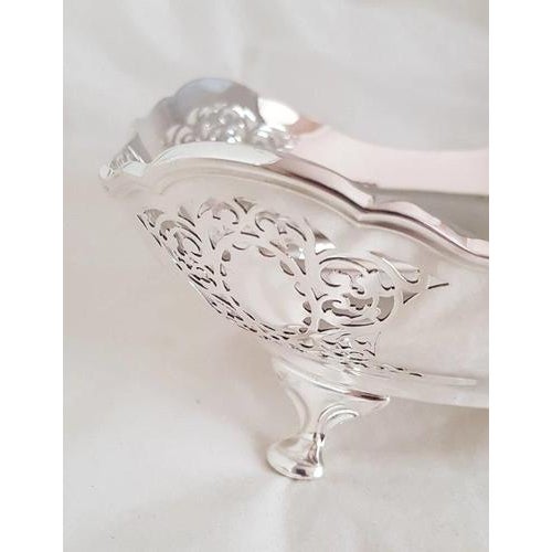 Antique Sterling Silver Fruit Bowl from Atkin Brothers, Sheffield, 1923 For Sale - Image 4 of 18