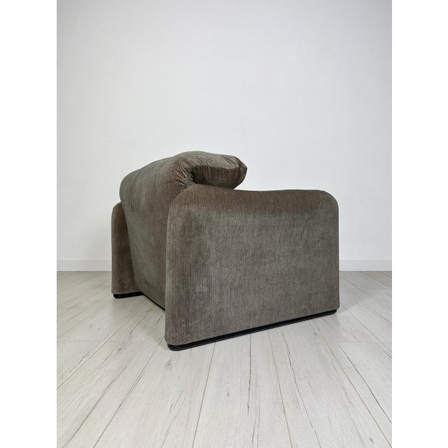 Cassina Vintage Maralunga Lounge Chair by Vico Magistretti for Cassina, 1970s For Sale - Image 4 of 7