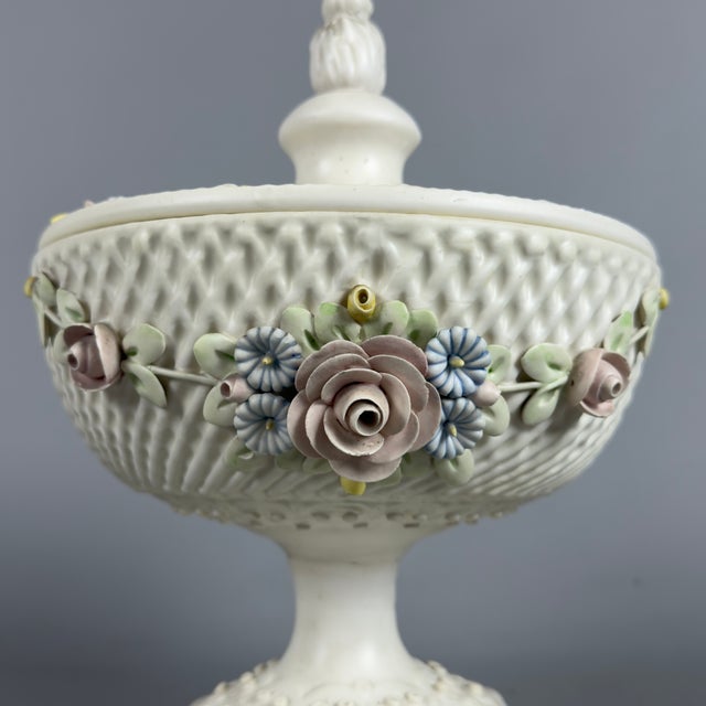 1960s Porcelain Vase with Lid from Capodimonte, 1960s For Sale - Image 5 of 11