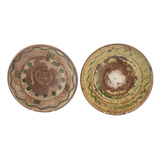 18th Century Swedish Folk Art Plates from Skane County, Set of 2 For Sale