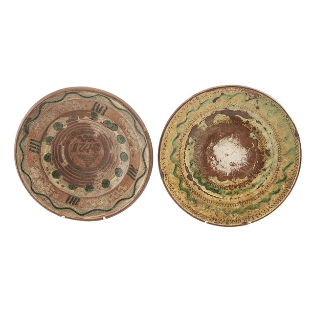 18th Century Swedish Folk Art Plates from Skane County, Set of 2 For Sale