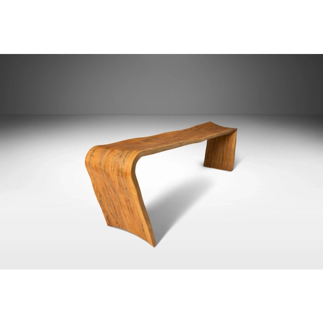 Tan Organic Modern Studio Craft Bentwood Asymmetrical Abstract Three Seater Bench in Ambrosia Maple, Usa, 1980s For Sale - Image 8 of 13