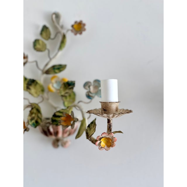 Vintage Florentine Style 2-Light Floral Tole Wall Sconces in Hand-Painted Polychrome Metal, 1960s, Set of 2 For Sale - Image 13 of 18