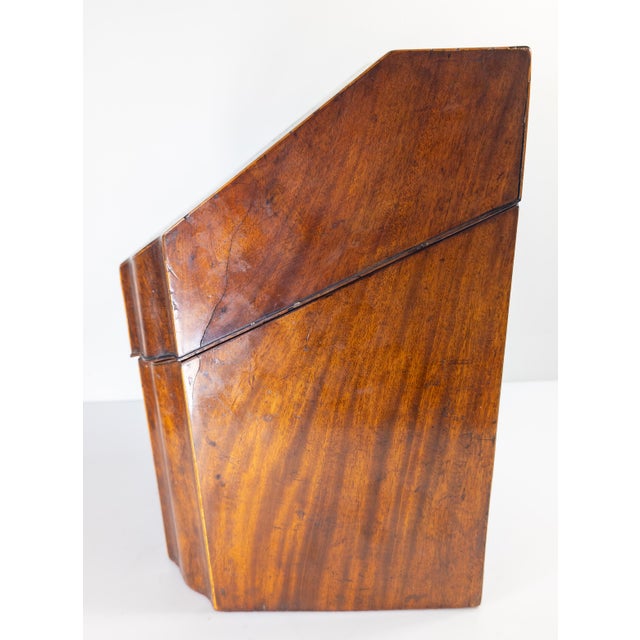 18th Century English Georgian Mahogany Knife Box With Rose Inlay For Sale - Image 10 of 16