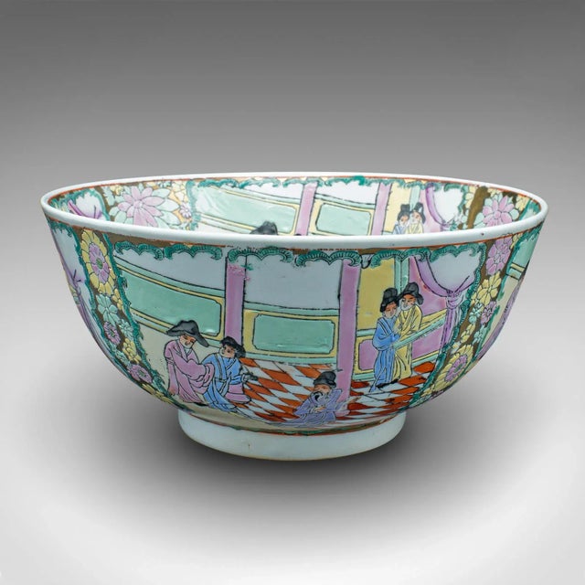 Late 19th Century 1900s Antique Victorian Chinese Ceramic Decorative Bowl For Sale - Image 5 of 12