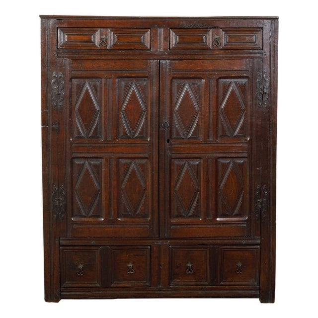 English 1800s Wooden Court Cupboard with Doors, Drawers and Diamond Motifs For Sale