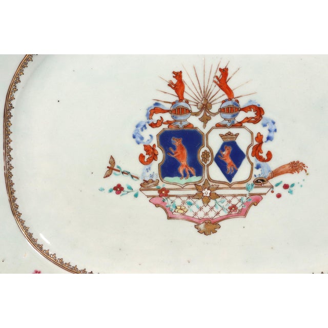 Chinese Chinese Export Porcelain Armorial Dish With European Coat of Arms For Sale - Image 3 of 7