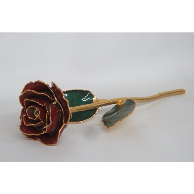 Gold Lacquer Red and Green Dipped Gold Trim Rose 4522b For Sale - Image 8 of 10