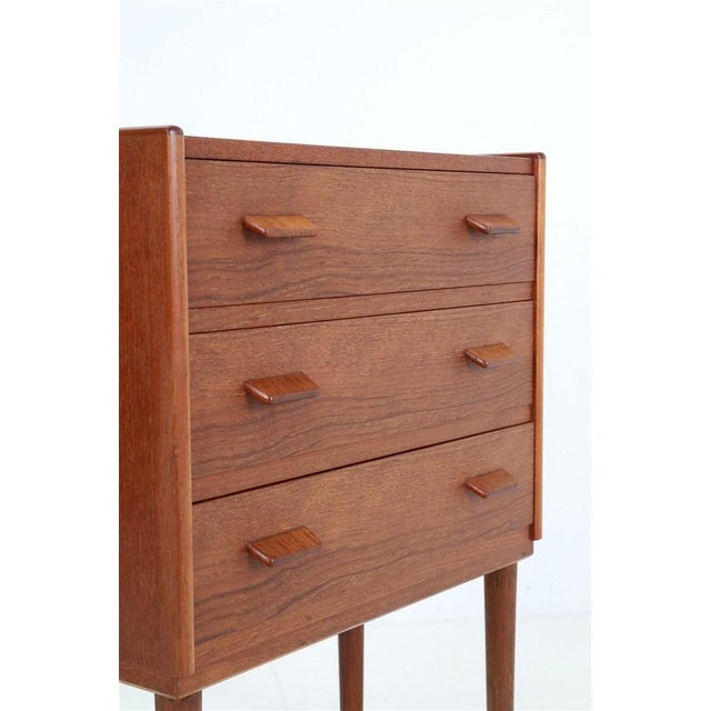 Danish Teak Chest of Drawers by Carl Aage Skov for Munch Møbler, 1960s For Sale - Image 17 of 18