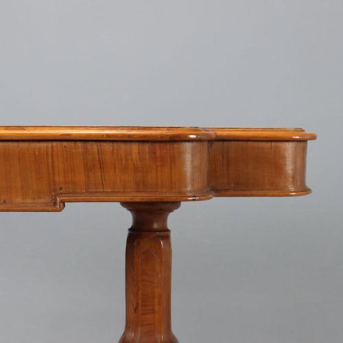 Umbertino Walnut Coffee Table, 1800s For Sale - Image 4 of 10