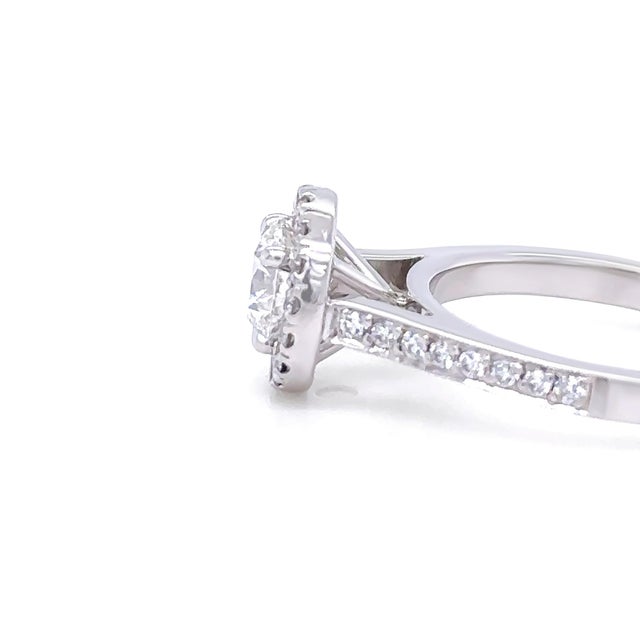 2020s Platinum & 18ct White Gold Diamond Engagement and Wedding Ring Set 1.16ct, Size 5.5 For Sale - Image 5 of 15