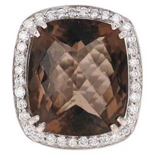 21.19 Carat Smokey Quartz 14 Karat White Gold Cocktail Ring, size 7 For Sale