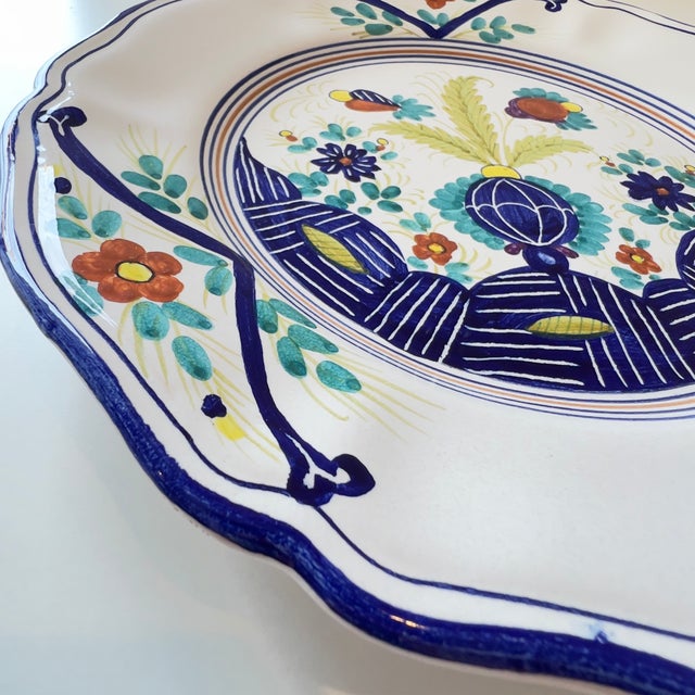 Traditional Vintage Italian Garofano Faenza 11" Majolica Dinner Plate For Sale - Image 3 of 11