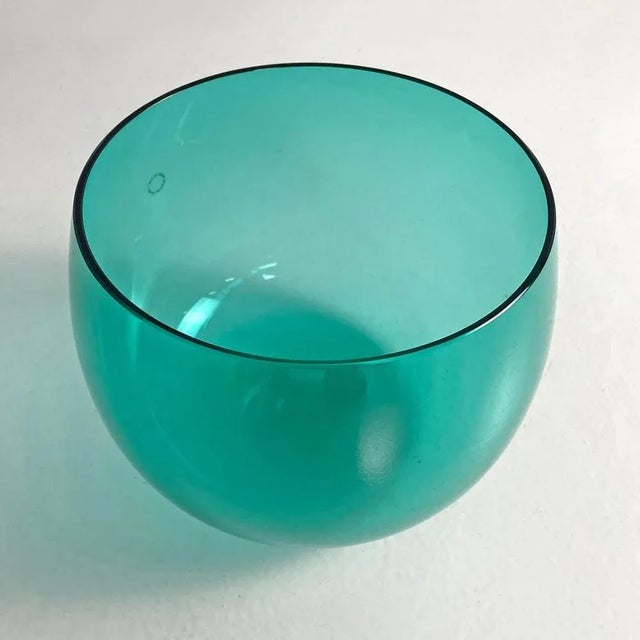 Venini Italian Postmodern Teal Murano Glass Bowl attributed to Venini, 1990s For Sale - Image 4 of 10