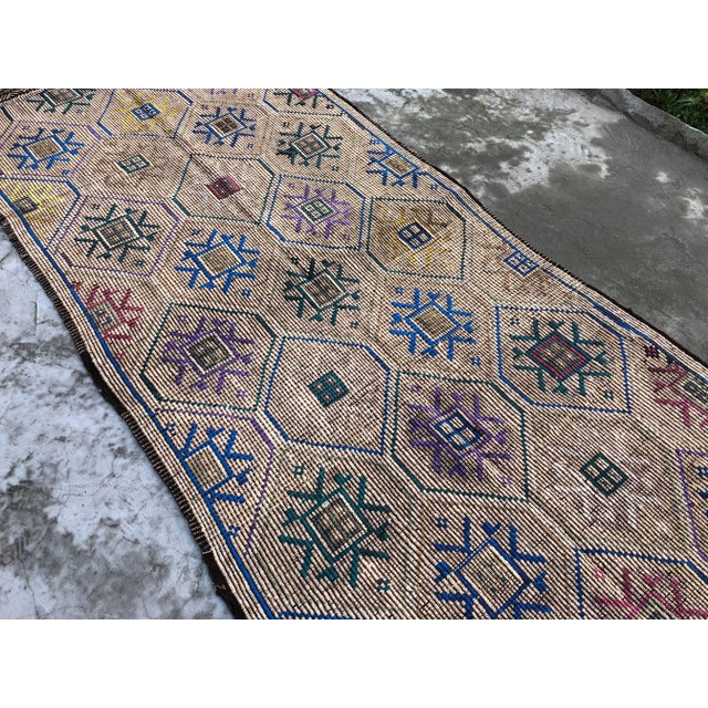 1960s Vintage Turkish Handwoven Area Rug - 4′1″ × 10′ For Sale - Image 6 of 10