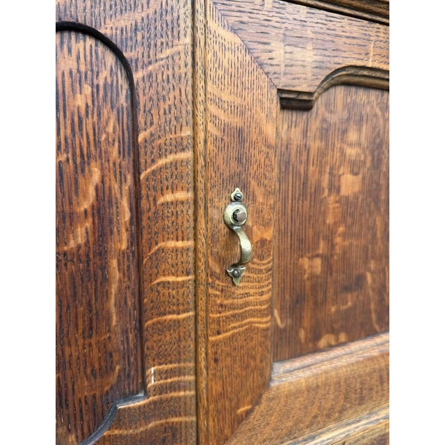 Early 20th Century J.B. Van Sciver Co. Refinished Antique Oak Sideboard With Mirrored Gallery & Turned Legs For Sale - Image 9 of 13