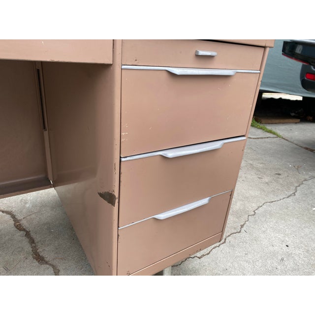 Almond Vintage Mid Century Modern Metal Tanker Desk For Sale - Image 8 of 12