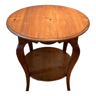 Hekman Round Parlor Table For Sale
