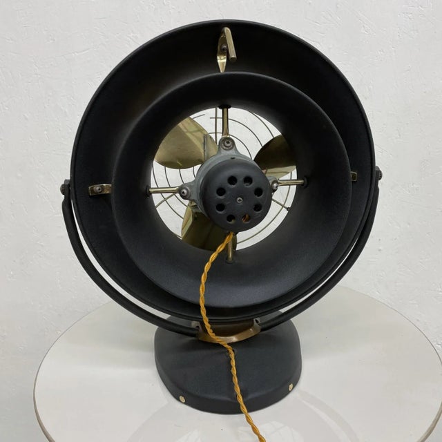 1940s 1940s Vornado Vintage Electric Metal Table Fan Restored For Sale - Image 5 of 13