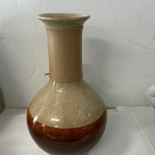 American 1970s Gordon and Jane Martz Stoneware Carafe For Sale - Image 3 of 7