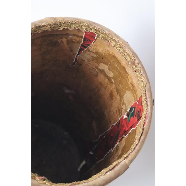 Art Nouveau Umbrella Stand Basket Embossed Leather Decorated Red Roses, 1900 For Sale - Image 10 of 17