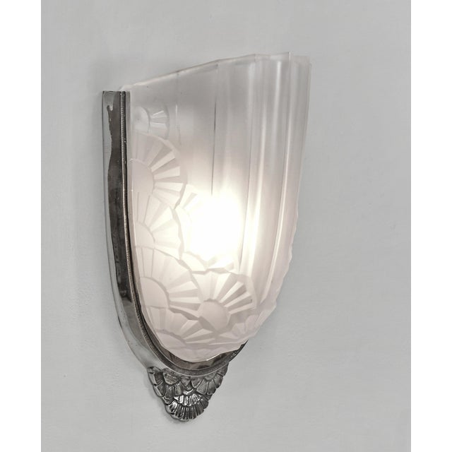 Art Deco Degue & Vandamme French Art Deco Frosted Glass Modernist Slip Shade Wall Sconces - A Pair For Sale - Image 3 of 14