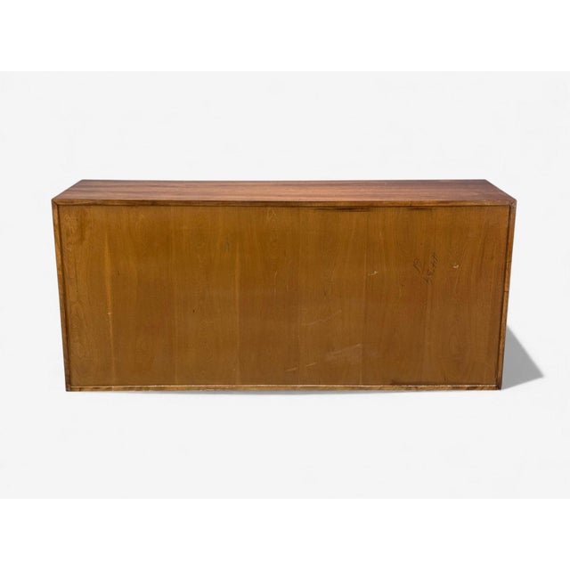 t.h. Robsjohn-Gibbings, American Modern, Walnut, Dresser, Usa 1960s For Sale - Image 12 of 12
