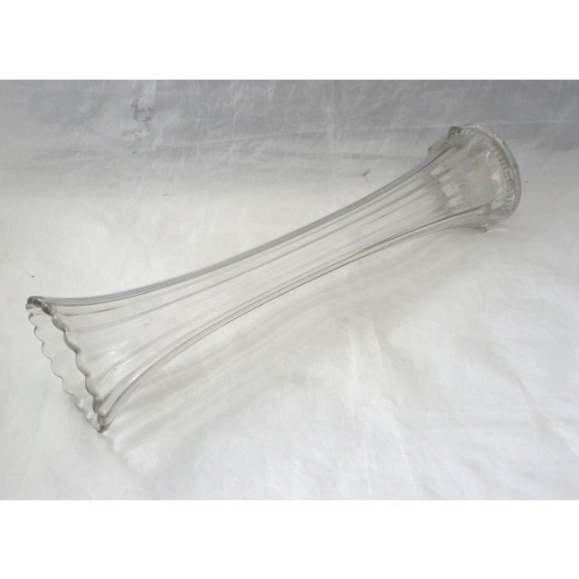Early 20th Century Fostoria 1002 Clear Glass Swung Vase Scalloped Rim Ribbed Body Starburst Base For Sale In West Palm - Image 6 of 10