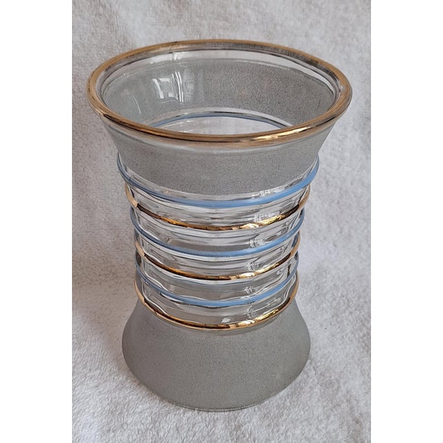 Art Deco Glass Vase with Linear Decoration, 1930s, in Very Good conditions. Designed 1920 to 1949