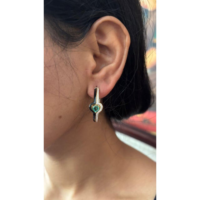Natural diamond 0.93cts & emerald 0.73cts earring in 18k gold For Sale - Image 4 of 18
