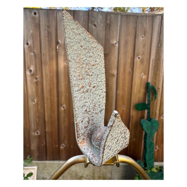 1970s Vintage Metal Ribbon Bow Floor Lamp With Travertine Base For Sale - Image 5 of 10
