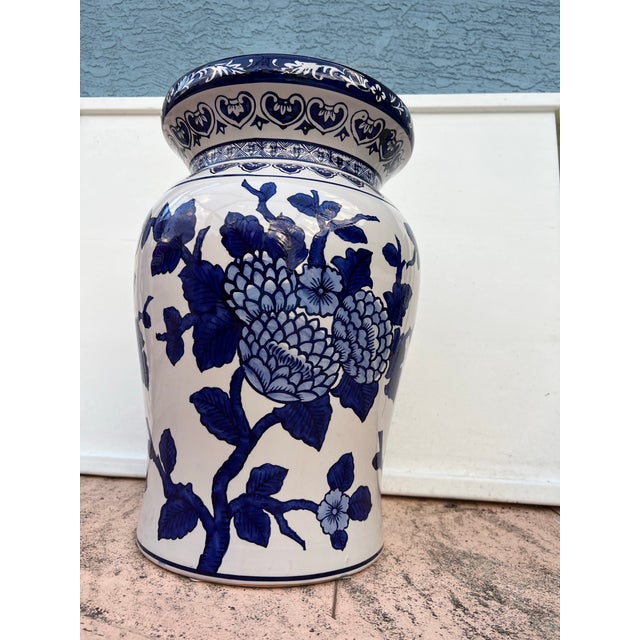 Late 20th Century Late 20th Century Blue & White Ceramic Asian Garden Stool or Plant Stand For Sale - Image 5 of 10