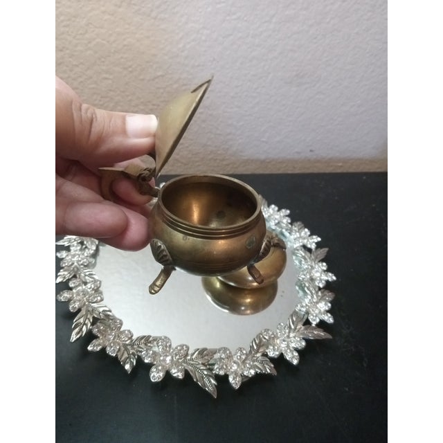 1950s Gorgeous Pair of Art Noveau Brass Snuff Holders For Sale In Dallas - Image 6 of 8
