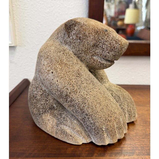 1970s Inuit Wilson Oozeva Carving of Polar Bear For Sale - Image 10 of 18