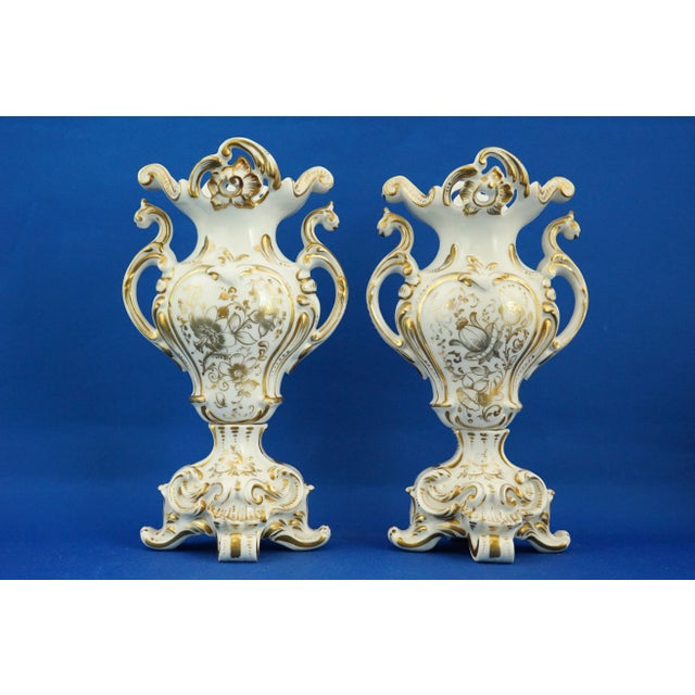 Ceramic Louis-Philippe Style Porcelain and Gold Vases attributed to Jacob Petit, France, 1800s, Set of 2 For Sale - Image 7 of 18