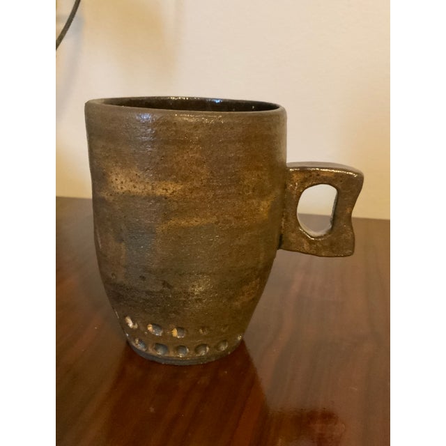 This exceptional studio pottery cup is a hand thrown original by artist Jeff Dempsey. After a distinguished career working...