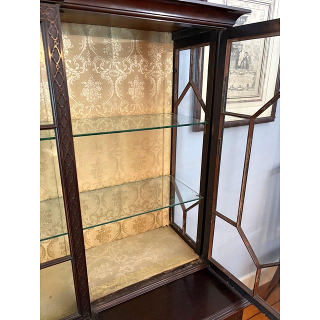 19th Century Chippendale Style Carved Mahogany China Display Cabinet For Sale - Image 4 of 11
