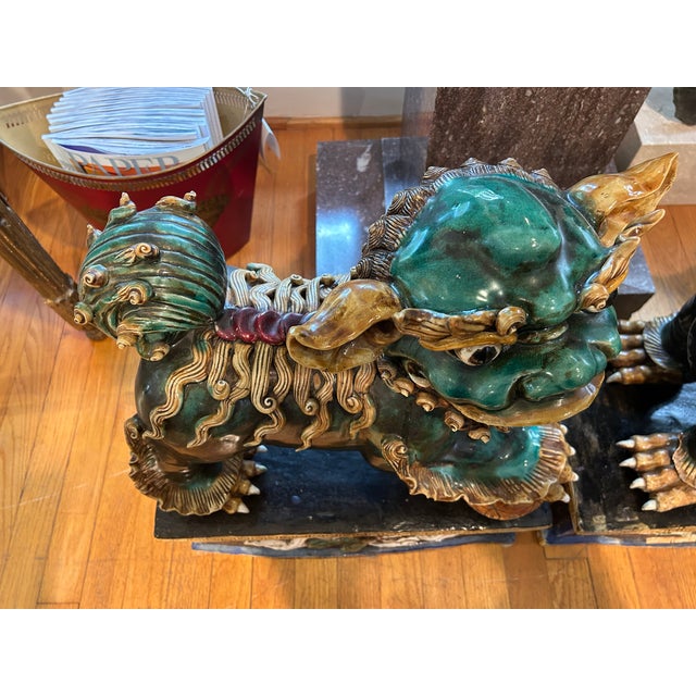 19th Century Pair of 19th Century Chinese Foo Dogs on Stands For Sale - Image 5 of 10