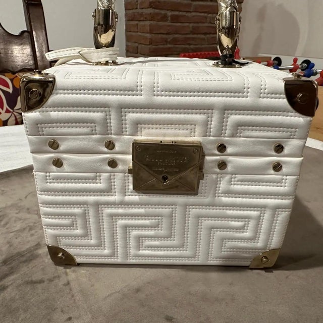 Gianni Versace Couture White Leather and Brass Luxury Beauty Case For Sale - Image 12 of 12