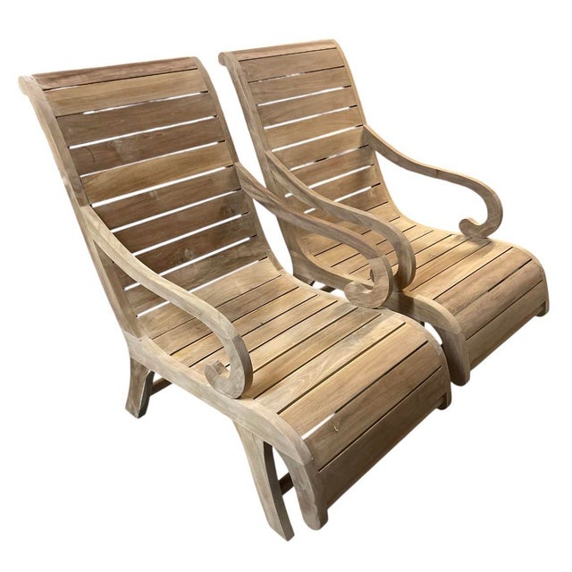 2000 - 2009 Pair of Vintage Solid Teak Sculptural Steamer-Style Chaise Lounge Chairs For Sale - Image 5 of 12