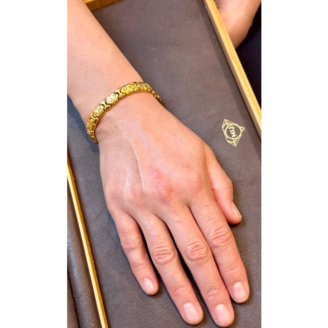 Metal Vintage 14 Karat Yellow Gold 16.2Gm Parentesi link Bracelet Unisex, 7.5 ", Italy For Sale - Image 7 of 18