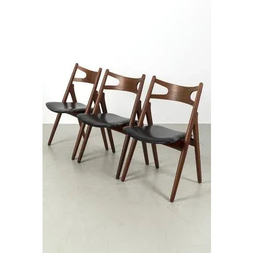 CH29P Sawbuck Dining Room Chairs, Set of 3 For Sale - Image 13 of 13
