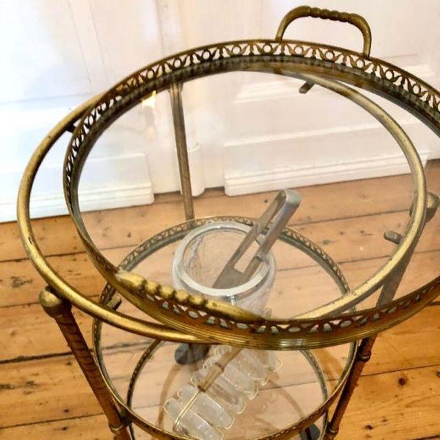 1950s Neoclassicist Art Deco French Bar Trolley in Brass, 1970s For Sale - Image 5 of 9