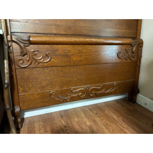 1895 Museum-Quality Quarter-Sawn Tiger Oak 4-Piece Bedroom Suite – Documented Provenance For Sale - Image 14 of 17