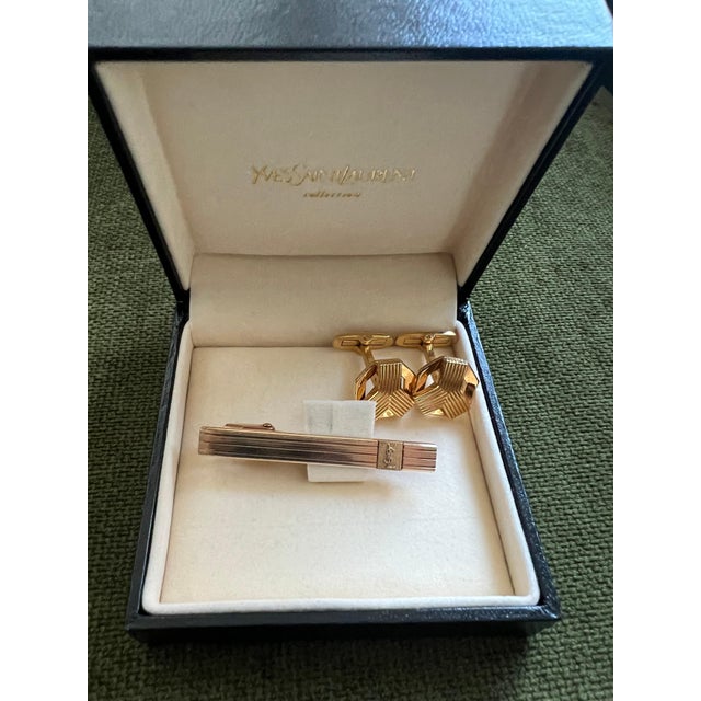 YVES SAINT LAURENT YSL Gold Plate Cufflinks & Tie Tack Clip Set, Original Case For Sale - Image 11 of 18