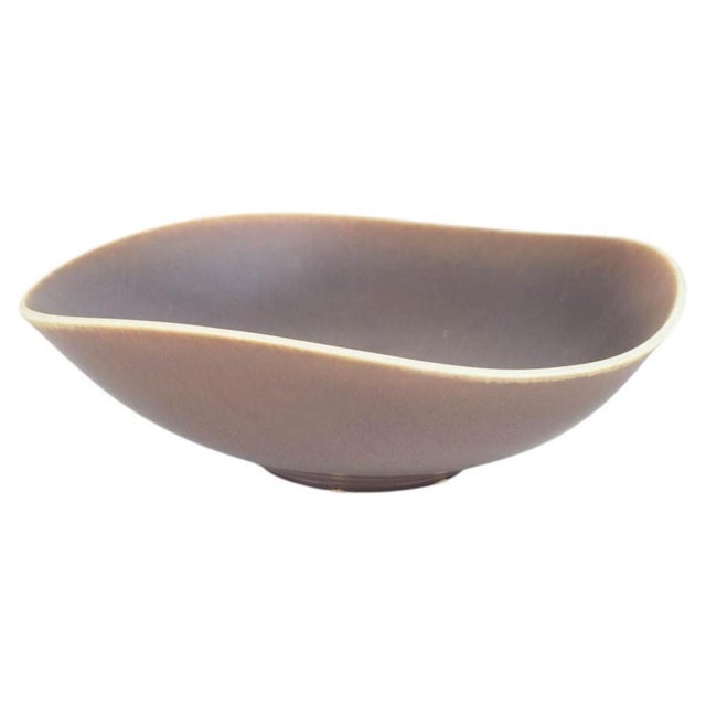 1960s Brown Glazed Studio Ceramic Bowl with Light Rim by Berndt Friberg for Gustavsberg, 1965 For Sale - Image 5 of 5